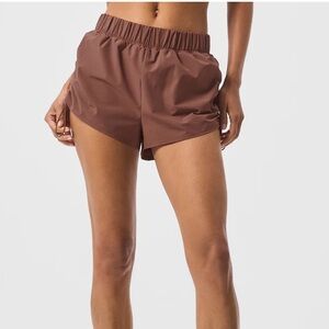 Cinch It Up Short in chestnut size: s NWT sold out